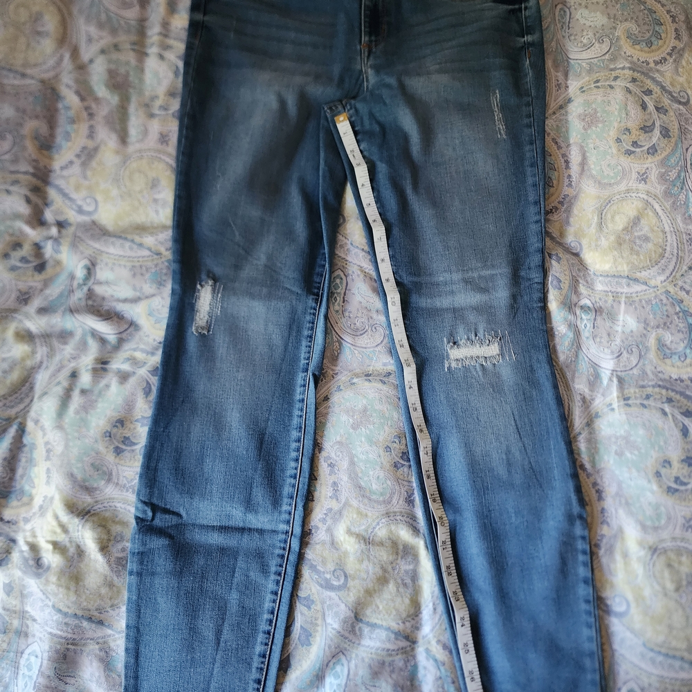 Jessica Simpson Women's Skinny Blue Jeans